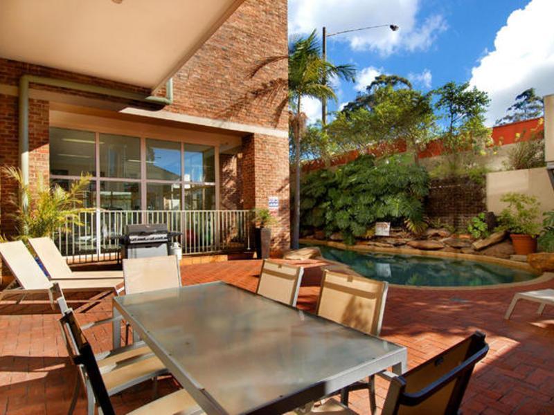 Nesuto Pennant Hills Aparthotel Exterior photo